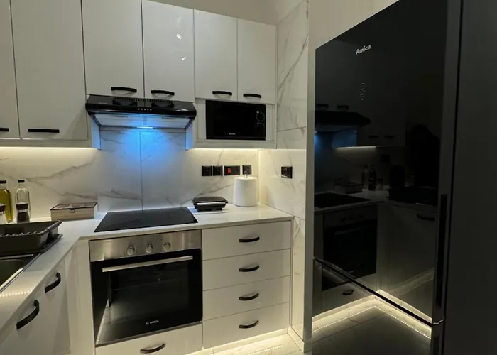 Διαμέρισμα Spacious 1 Bedroom Flat In Foinikoudes! Λάρνακα