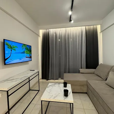 Spacious 1 Bedroom Flat In Foinikoudes! *