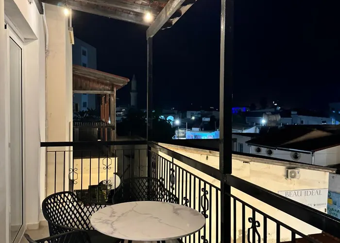 Spacious 1 Bedroom Flat In Foinikoudes! * Larnaka